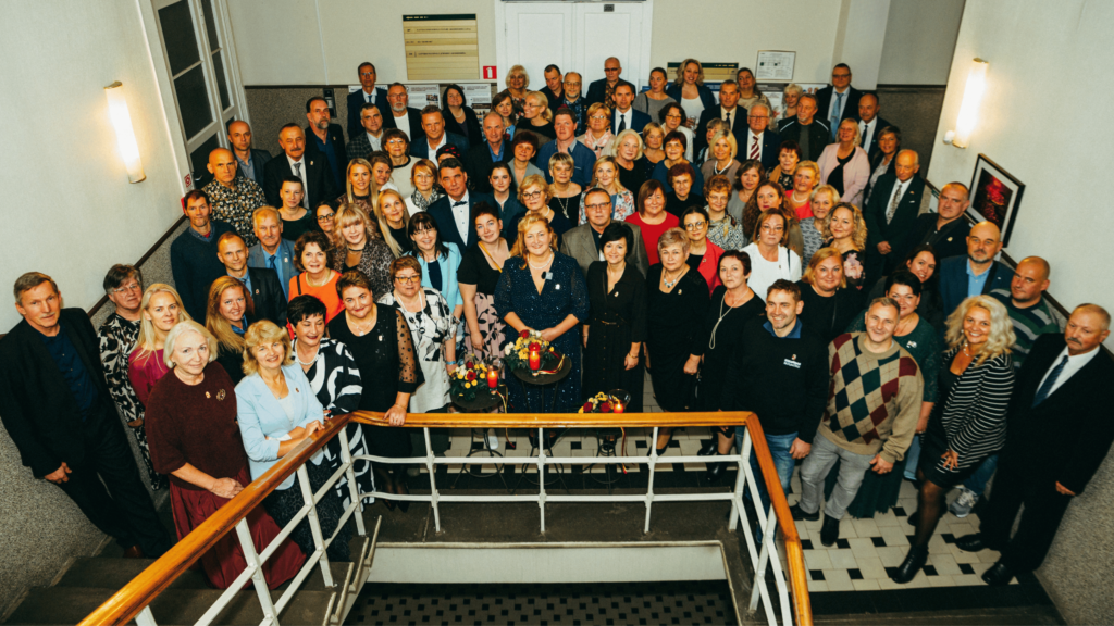 Arodbiedrība LAKRS pateicas visiem, kas svinēja 35 gadu jubileju. Kopā veidojam taisnīgāku, drošāku un cilvēcīgāku darba dzīvi Latvijā.